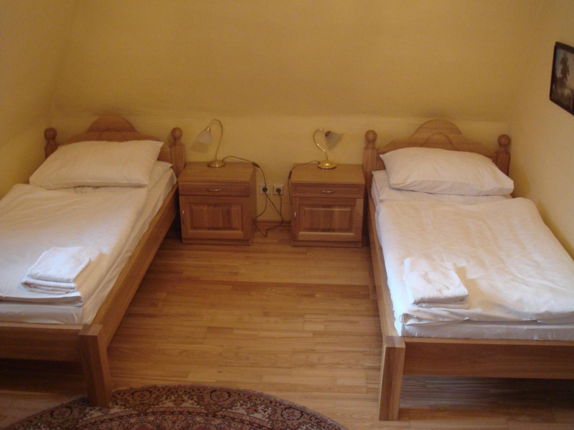 Hotel Arkada 3*