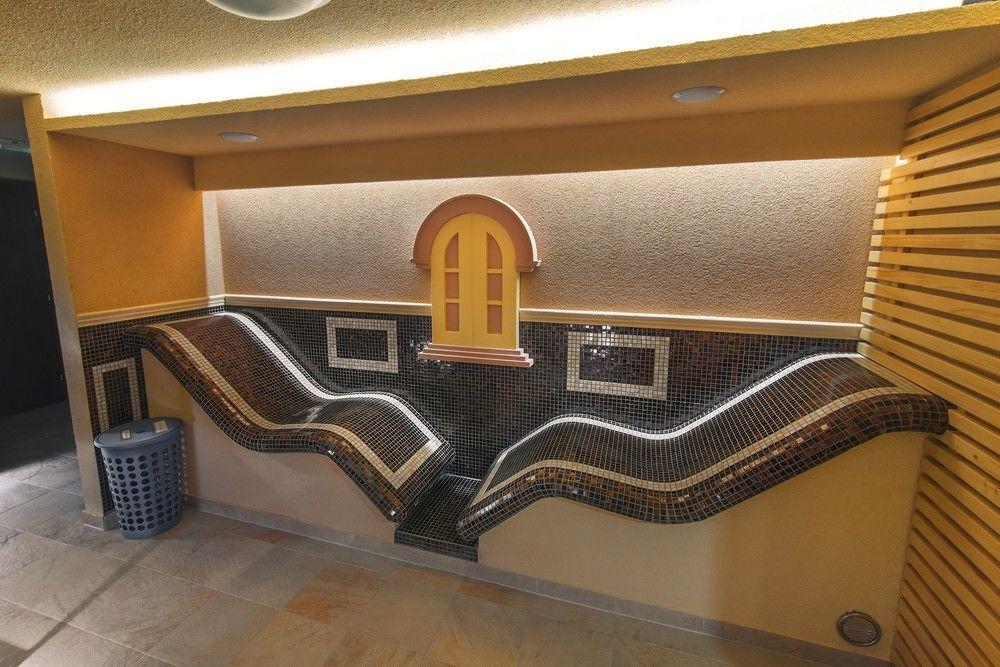 Arkada Hotel 3*