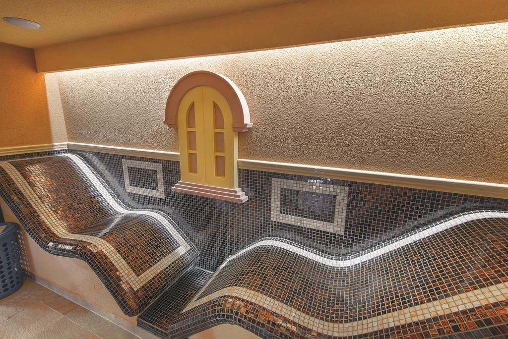 Hotel Arkada 3*